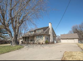 2006 Harlan Dr, Bellevue, NE 68005