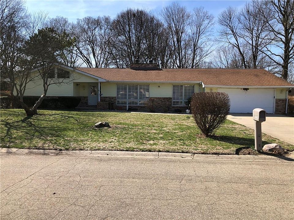 2nd image of 27 Highland Shore Dr