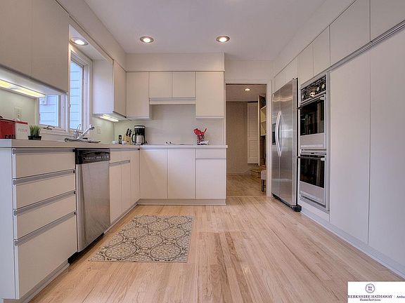 Storage & Cabinets Galore