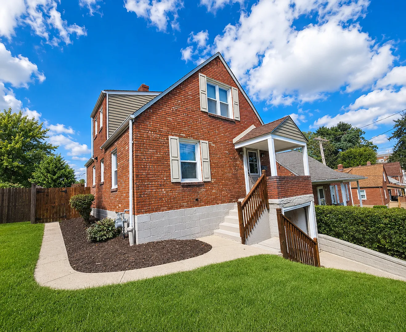 Stunning 3 Bed, 2.5 Bath Retreat - Available Now! — Photo 1
