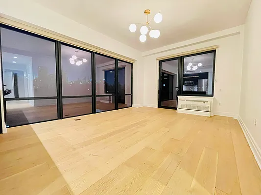 Rented by E Realty International Corp | media 53