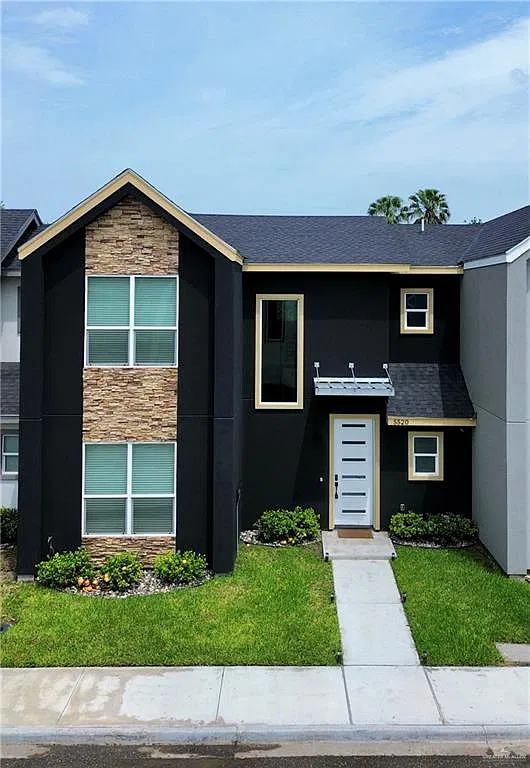 3 bed, 2.5 bath, 1857 sqft, $2,850 — Photo 1