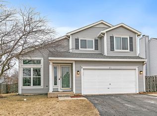 871 Taralon Trl, Lake In The Hills, IL 60156