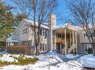 61 Westchester Ter, Clinton Twp., NJ 08801