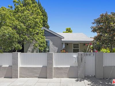 8687 Cadillac Ave, Los Angeles, CA, 90034