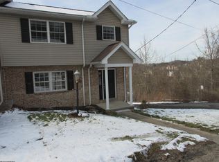 1393 Bergamont St, Morgantown, WV 26505