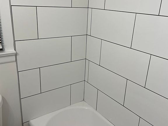 5th image of 2911 3rd Ave APT 1