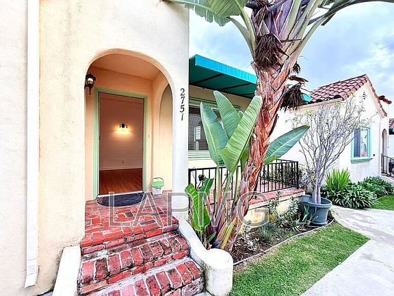 2nd image of 2751 Pomeroy Ave