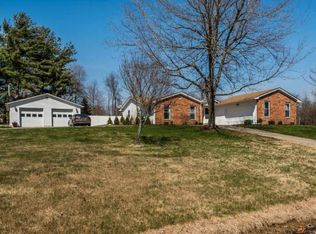 704 Hillgail Cir SW, Pataskala, OH 43062