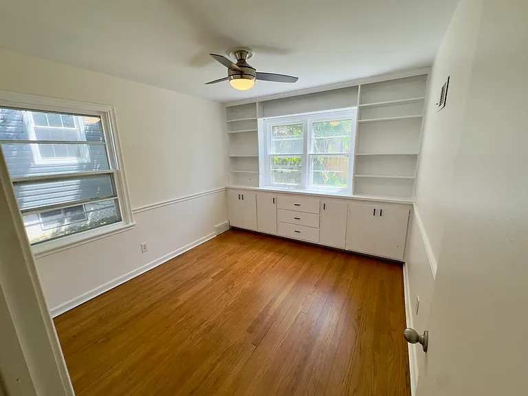Bedroom #1