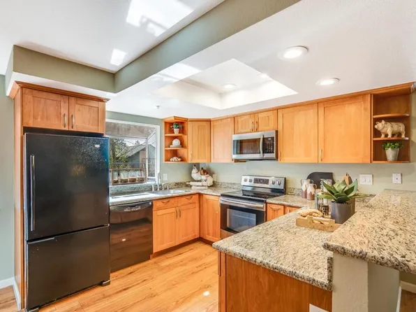 1721 California St APT 24, Mountain View, CA 94041