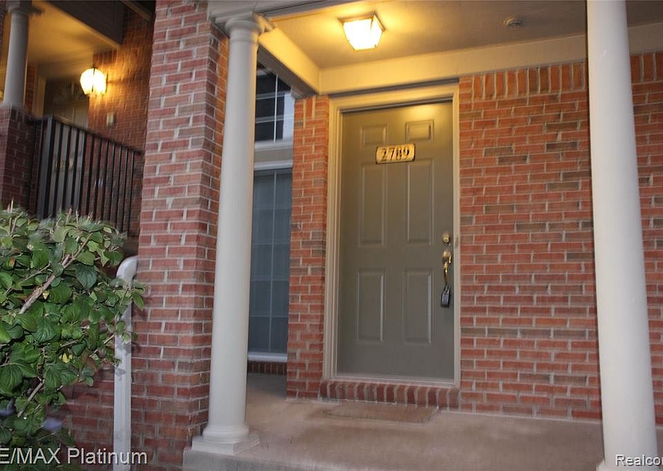 1st image of 2789 Barclay Way