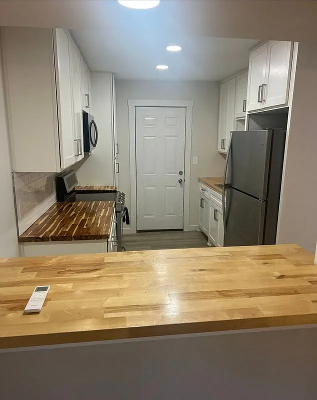 2 bed, 1.0 bath, 729 sqft, $1,100 — Photo 4
