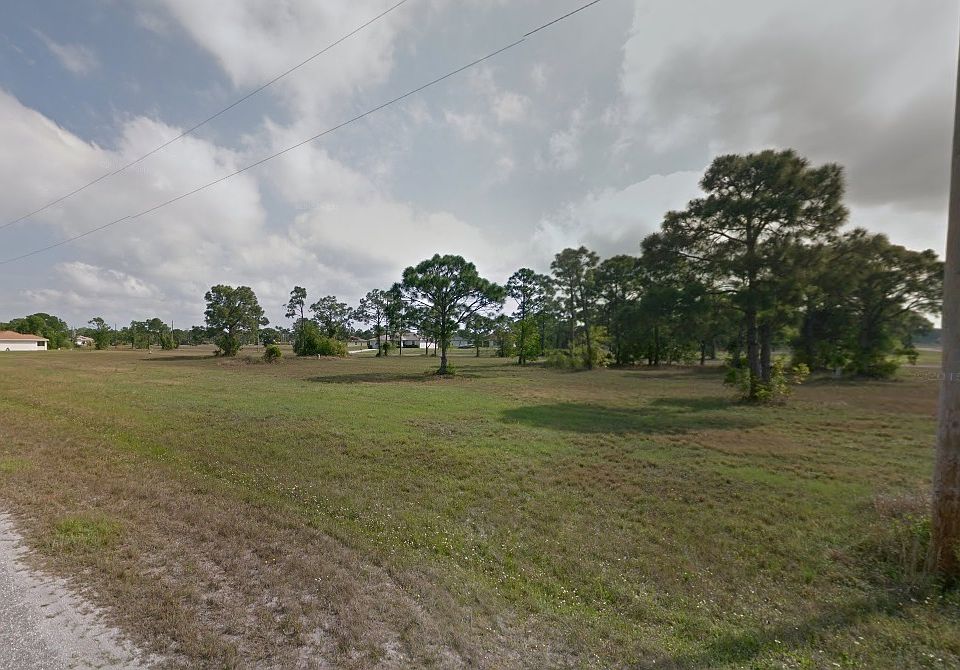 1st image of 4709 NW 39th Ave