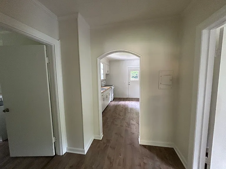 142 Chestnut St — Photo 7