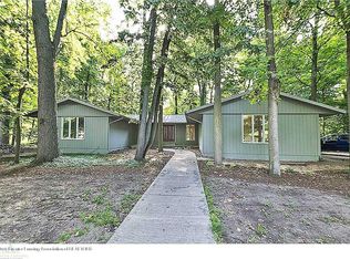 3900 Roxbury Ave, Okemos, MI 48864