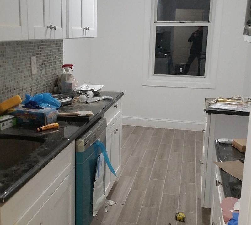 2nd image of 2044 E 13th St APT 2A