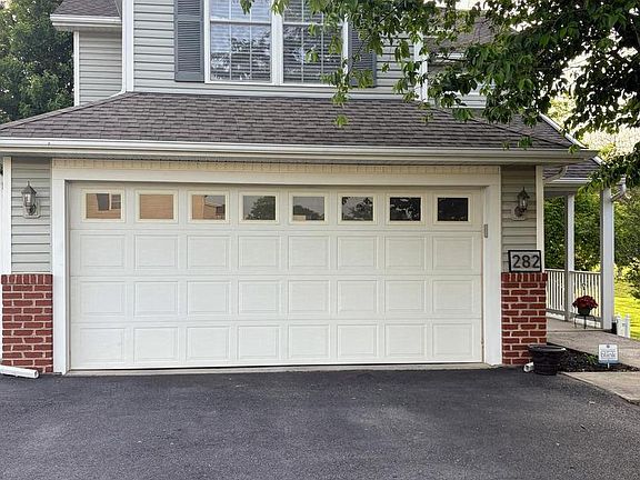 3rd image of 282 Eisenhower Dr #51