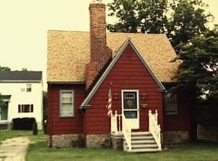 105 Rakoczy Ave, Fairfield, CT 06430