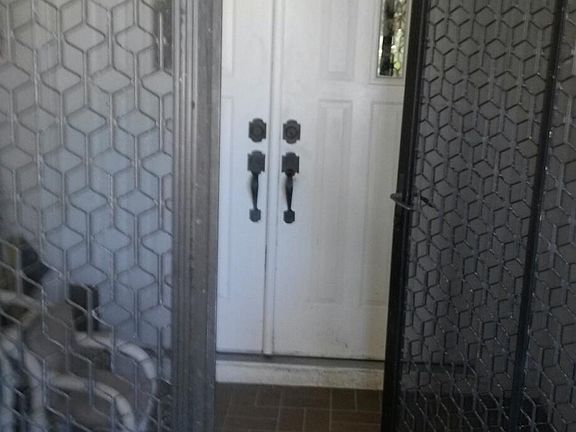 5th image of 1704 SE Haverford Street