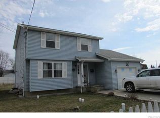 625 60th St, Niagara Falls, NY 14304