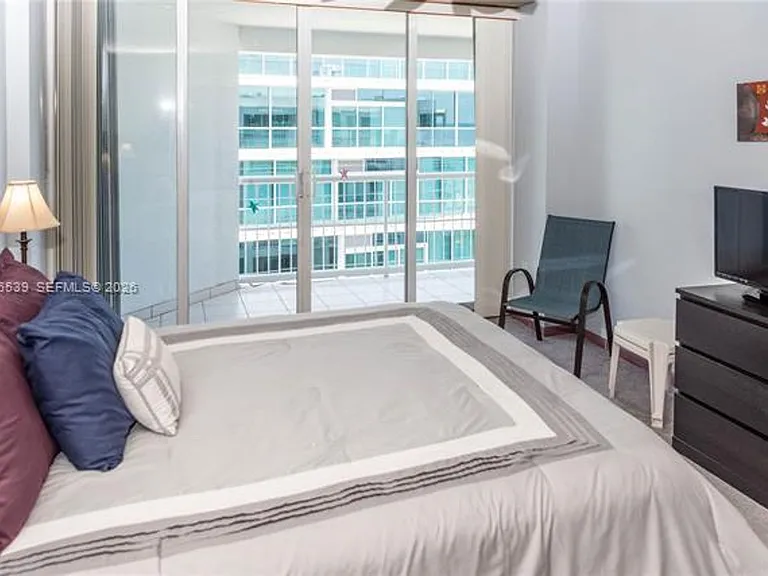 9341 Collins Ave #1204 — Photo 14