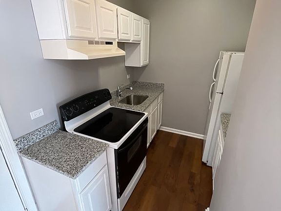 5th image of 7852 S Ellis Ave #309