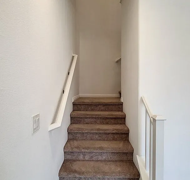3807 E Summit Ave — Photo 22