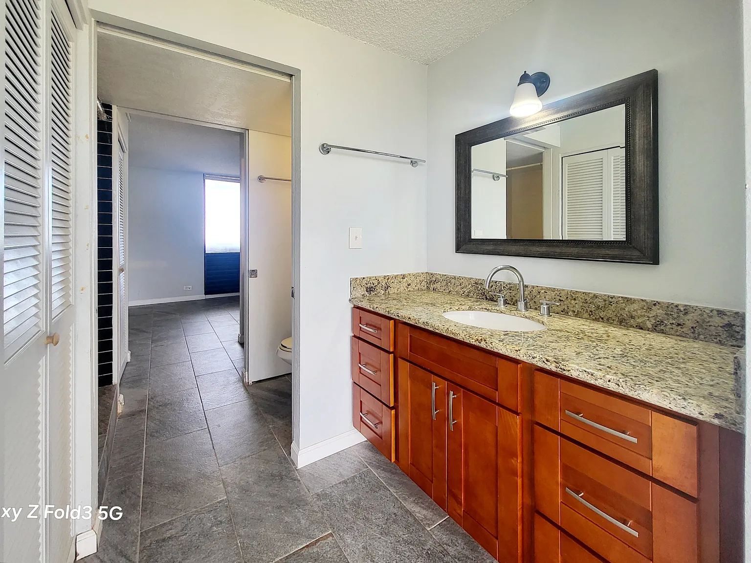 320 Liliuokalani Avenue - 1504 — Photo 3
