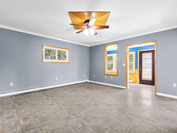4th image of 2054 E Levering Rd