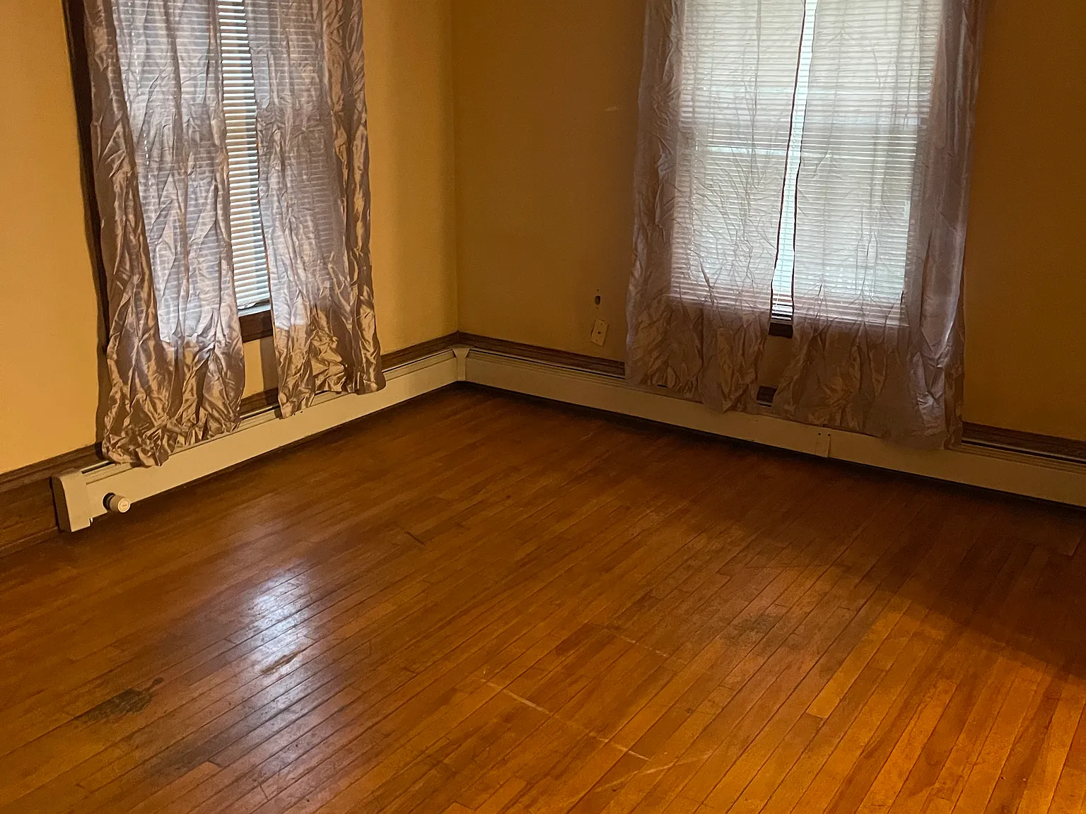 2 bed, 1150 sqft, $1,295 — Photo 4
