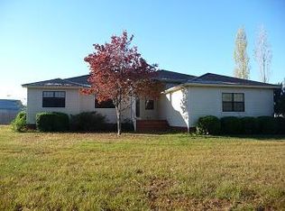 101 Rebecca Ct, Cordele, GA 31015