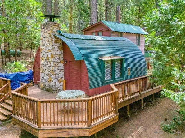 31541 Old Strawberry Rd, Strawberry, CA 95364