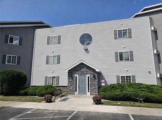 1403 Landrush Way, Baldwinsville, NY 13027