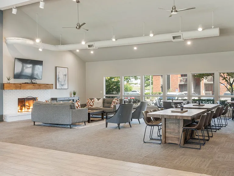 Echo Trail Apartments - Lease Today & Save $300 OFF Move-In Costs! — Photo 15