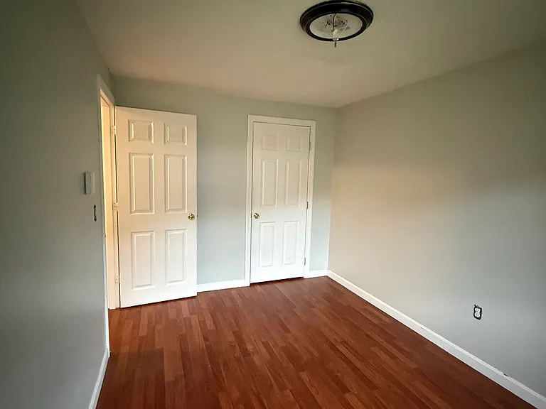 25 Ernest Ave #10 — Photo 7