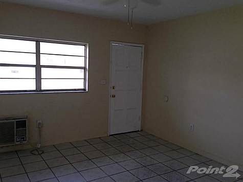 3rd image of 15940 NE 19th Ct APT 1