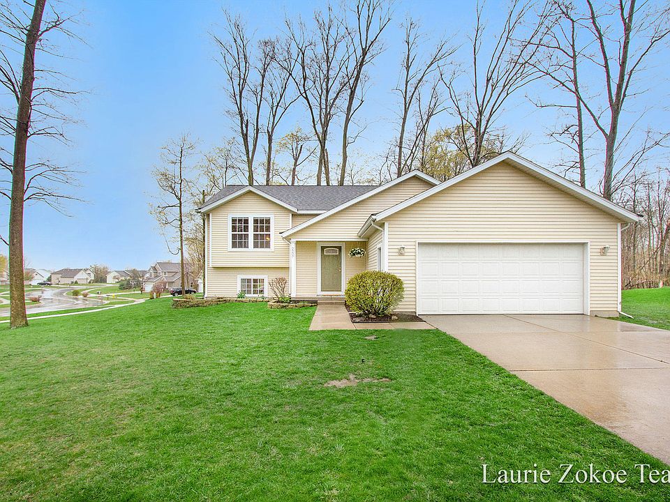 1st image of 2207 Applegate Dr NW