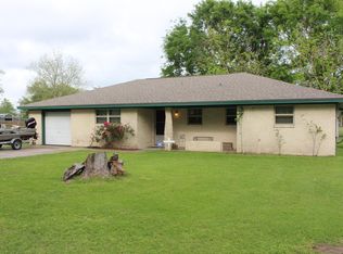 207 3rd St, Stowell, TX 77661