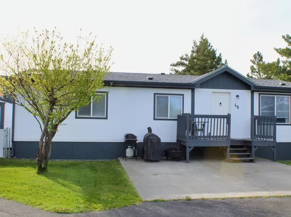 255 NW Golden Hills Dr Space 48, Pullman, WA 99163