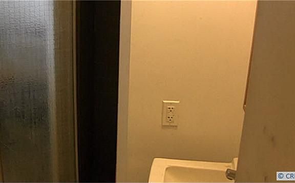 5th image of 455 Doverdale Ave