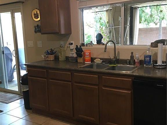 3rd image of 6530 Broad Oaks Ct