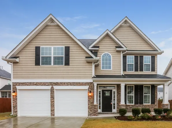 7435 Birchshire Dr, Raleigh, NC 27616