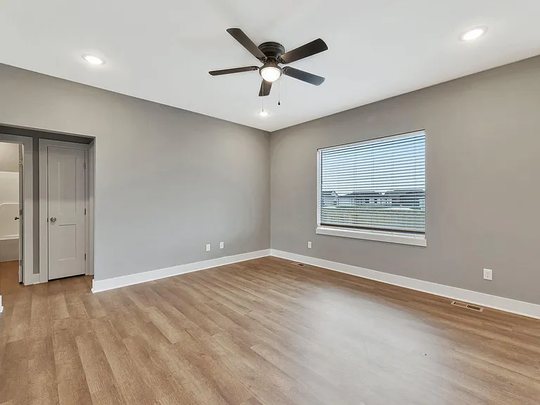 4617 S Doris Ct — Photo 6