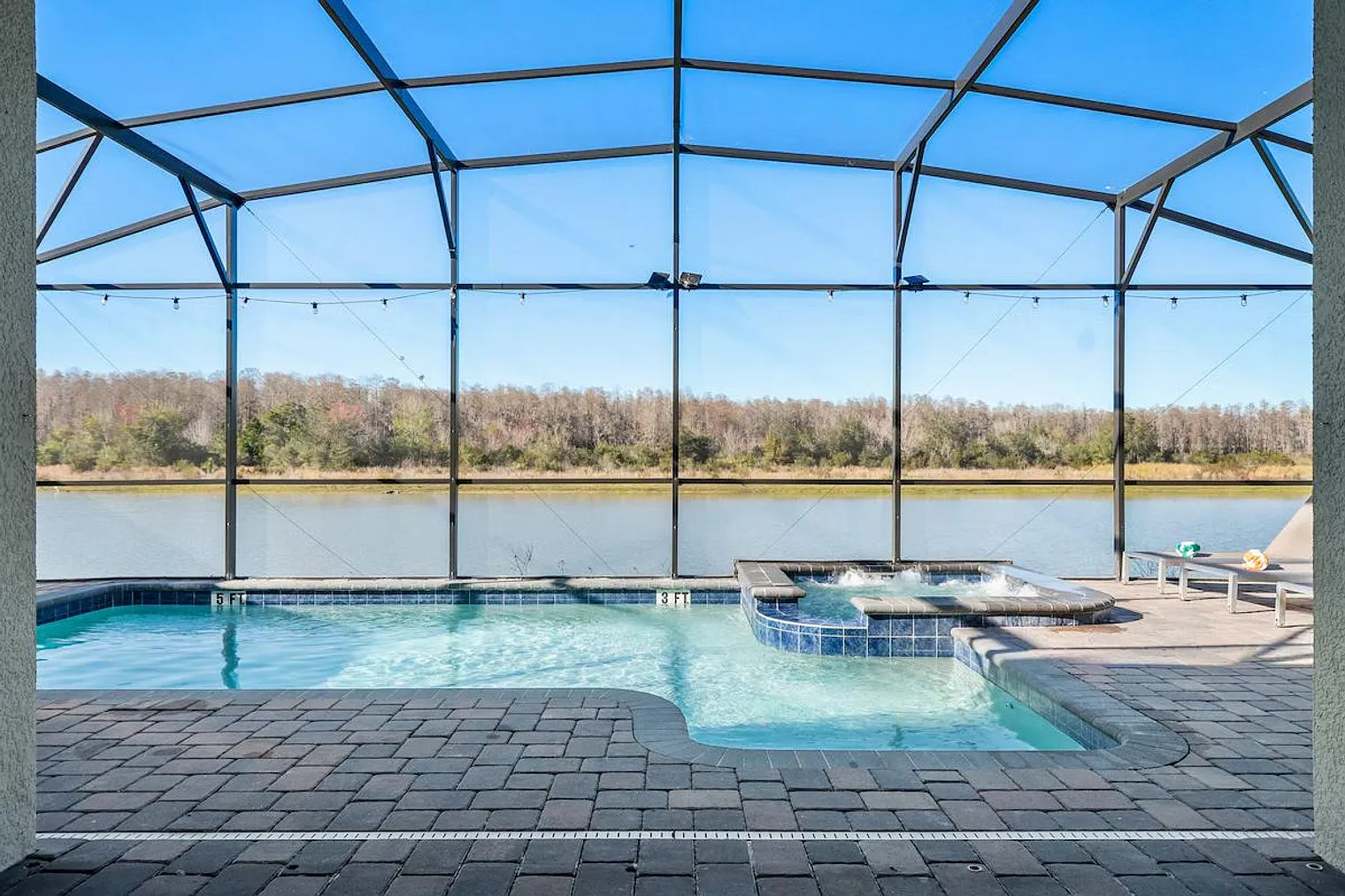 9 bed, 4.0 bath, $21,423 — Photo 2