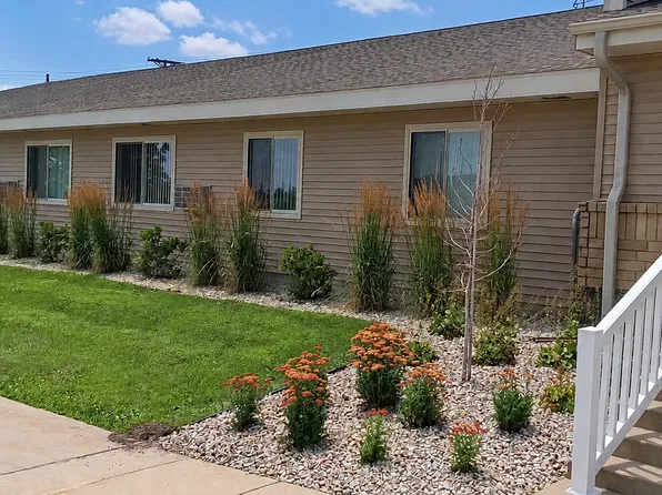 Tweeten Apartments, 150 5th Ave SE #8, Spring Grove, MN 55974