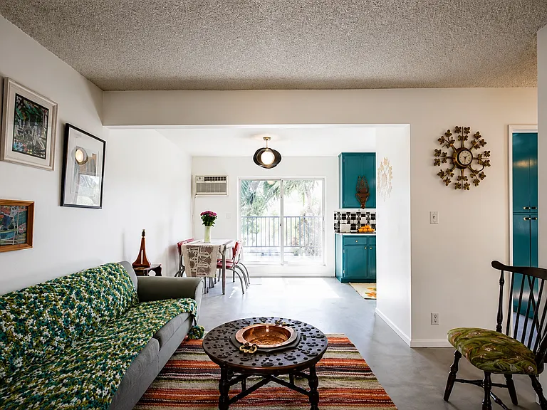 2840 Partridge Ave #6 — Photo 1
