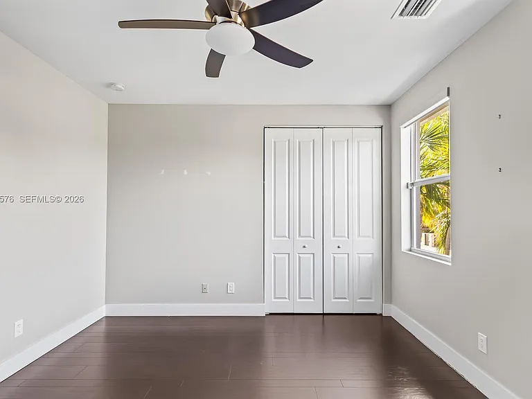 617 SW 17th St — Photo 23