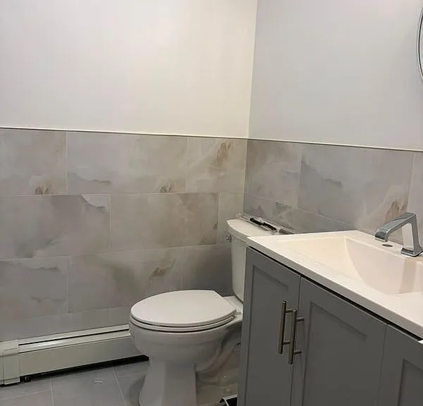 426 Broad St #1 — Photo 3