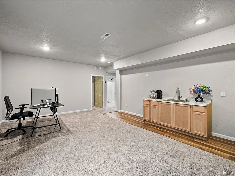3807 Red Valley Ln — Photo 38